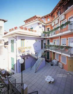 Hotel Residence Dei Fiori Baveno Exterior foto