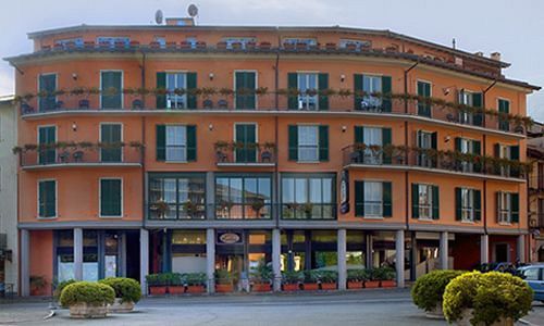 Hotel Residence Dei Fiori Baveno Exterior foto